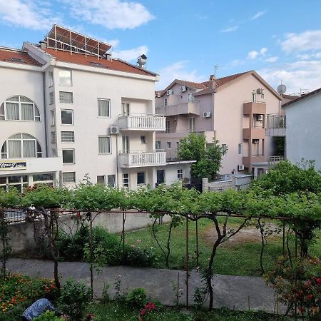 Dom 2 Apartment Budva Exterior foto